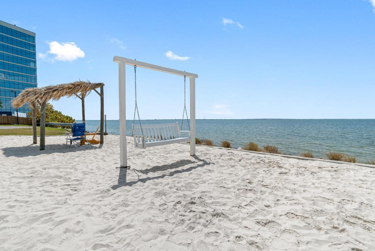 Welcome To Sea Forever Balcony With Ocean Views! Tampa Exterior photo